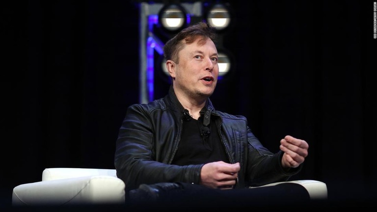 イーロン・マスク氏は米ツイッターの買収について「金もうけのためではない」と強調
/Win McNamee/Getty Images 