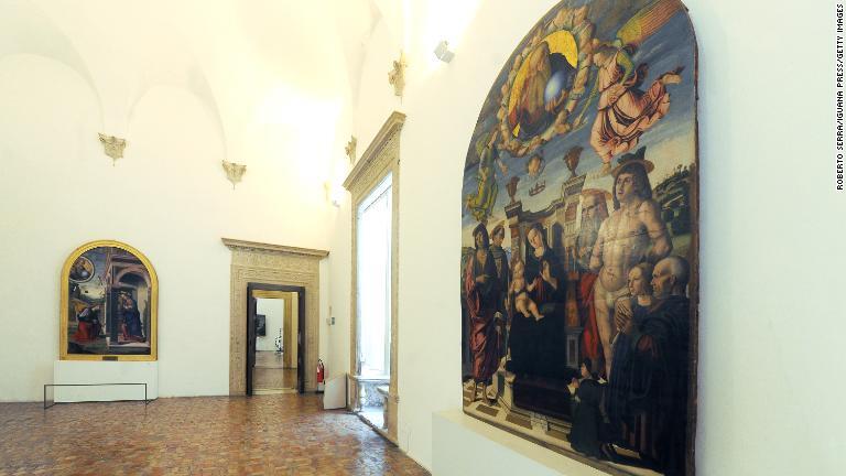現在、フェデリーコの宮殿内部には大掛かりなアートギャラリーが設けられている/Roberto Serra/Iguana Press/Getty Images