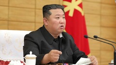 北朝鮮の金総書記、軍に出動命令　当局の新型コロナ対応を叱責