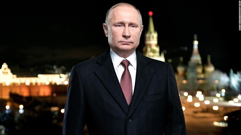 ロシアのプーチン大統領。プーチン氏に対して戦争犯罪訴追を求める声が高まっている/Alexey Nikolsky/AFP/Getty Images