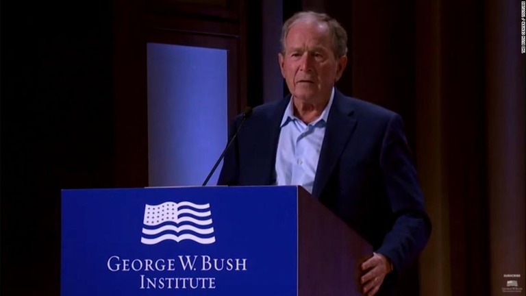 演説を行うジョージ・W・ブッシュ元大統領/The Bush Center / Youtube