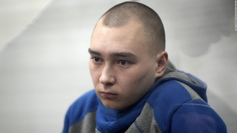 終身刑を言い渡されたロシア兵、ワジム・シシマリン被告/Christopher Furlong/Getty Images