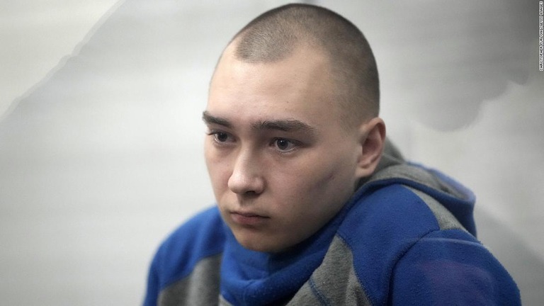 民間人殺害のロシア兵に終身刑、ウクライナで初の戦争犯罪裁判 - CNN.co.jp