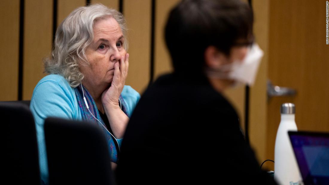 法廷でのナンシー・クランプトン・ブロフィ被告=4月4日/Dave Killen/Pool/The Oregonian/AP