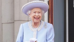 写真特集：エリザベス女王即位７０年、英で「プラチナ・ジュビリー」