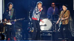 ミック・ジャガーが新型コロナ陽性、コンサート延期