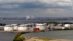 ロシア、欧州以外への原油輸出もより困難に　運搬船の「保険」禁じた欧州の制裁