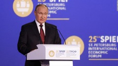 プーチン氏、欧米を痛烈批判　「一極世界の時代」の終焉を宣言