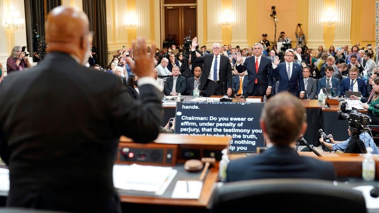 米連邦議会議事堂襲撃事件を調査する特別委員会が、今月４度目となる公聴会を開いた/Doug Mills/Pool/The New York Times/Getty Images