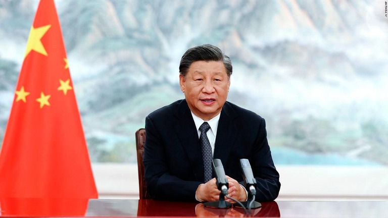 ＢＲＩＣＳ首脳会議前の演説で、習近平氏が欧米による経済制裁を批判した/Ju Peng/AP