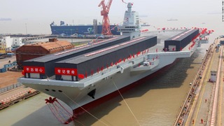 最新空母進水も関係なし、中国で懸念すべき「船」とは