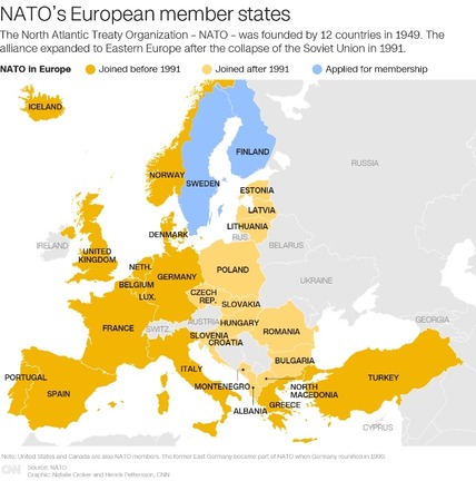 ＮＡＴＯ加盟国の地図。濃い黄色が１９９１年以前に加盟。薄い黄色が９１年以降に加盟。水色が加盟するフィンランドとスウェーデン/CNN
