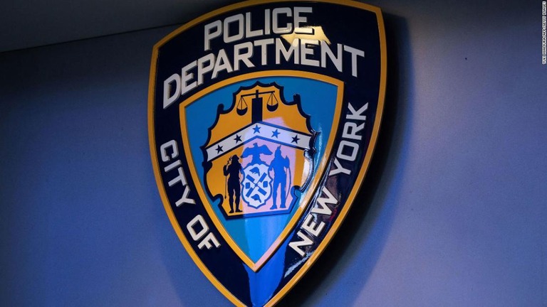 米ニューヨーク市警（ＮＹＰＤ）は、コニーアイランドで銃撃事件が発生し、５人が負傷したと明らかにした/Yuki Iwamura/AFP/Getty Images