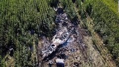 軍の装備積んだ輸送機が墜落、ウクライナ人８人死亡　ギリシャ