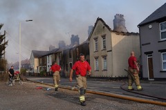 熱波の英ロンドンで火災急増、消防隊が「重大事態」宣言
