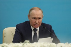 プーチン大統領は「全く健康」　米ＣＩＡ長官が病気説を否定