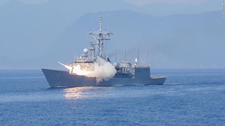 大規模軍事演習「漢光」に参加する台湾の海軍艦/Walid Berrazeg/CNN