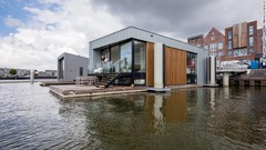 ウォータースタジオがオランダで手掛けた水上住宅のプロジェクト