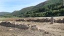 １９世紀に貯水池に消えた英ウェールズの村、干ばつで姿を現す
