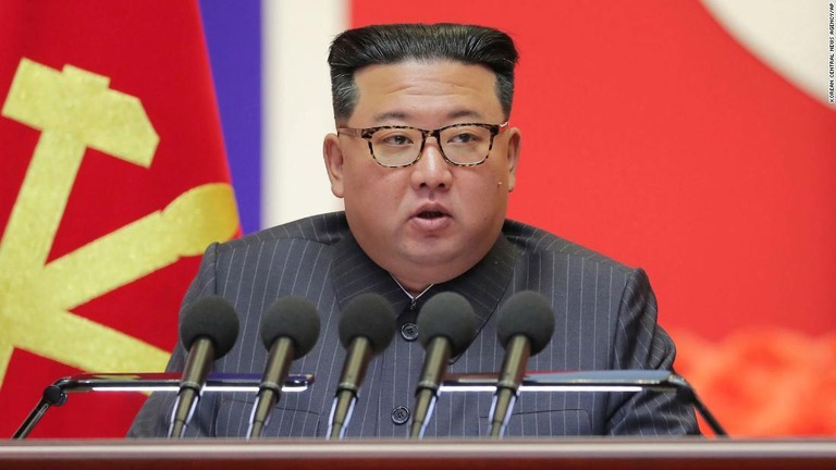金正恩（キムジョンウン）総書記＝１０日、北朝鮮・平壌/Korean Central News Agency/AP