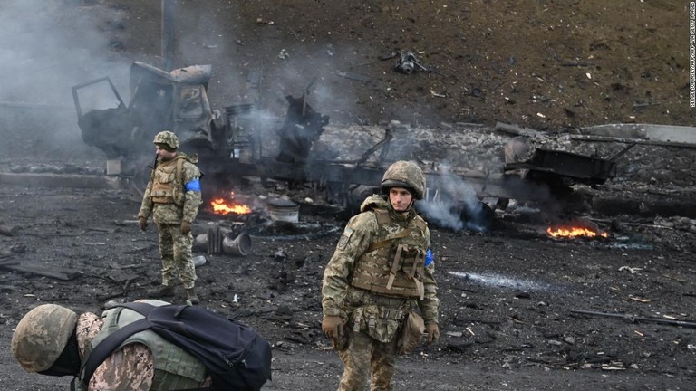 米国防総省がウクライナ軍への長期支援の検討を開始したという/SERGEI SUPINSKY/AFP/AFP via Getty Images