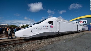仏高速鉄道の次世代車両「ＴＧＶ　Ｍ」が公開された