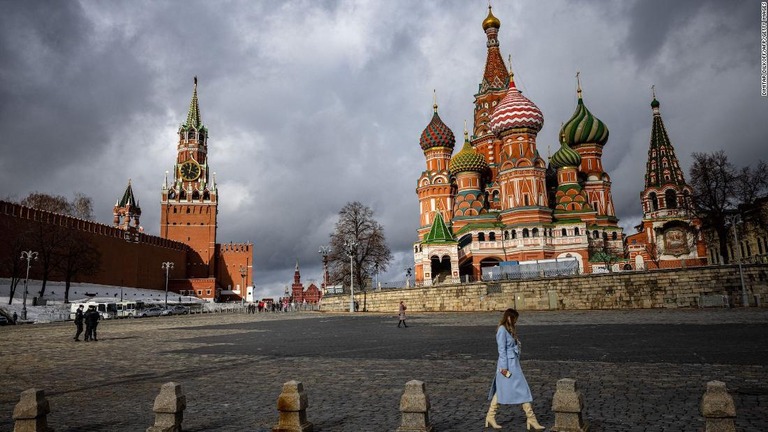 モスクワ市内のクレムリン宮殿や聖ワシリイ大聖堂＝２月/Dimitar Dilkoff/AFP/Getty Images