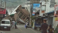 台湾でＭ６．９の地震、建物倒壊の被害