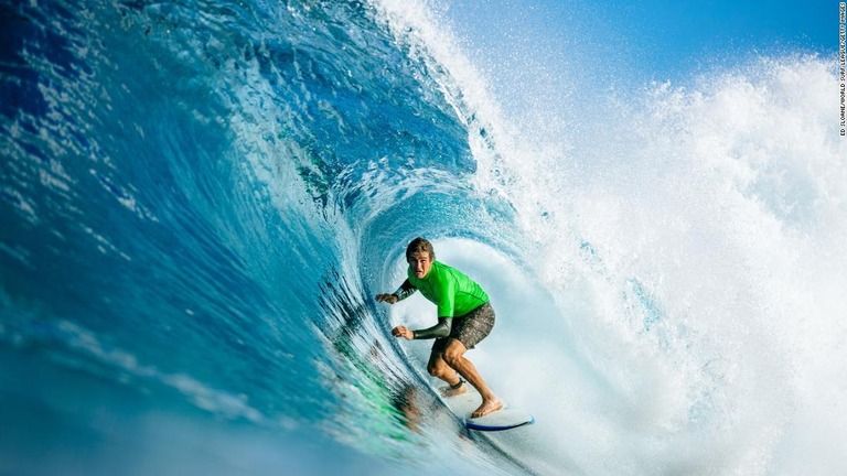 ２０１９年、ハワイ・オアフ島でのサーフィンの大会に出場したカラニ・デービッドさん/Ed Sloane/World Surf League/Getty Images