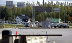 フィンランドに陸路入国のロシア人、週末で１万７０００人近く　前週比で急増