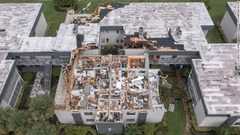 被害に遭った宿泊施設＝２８日、米フロリダ州デルレイビーチ