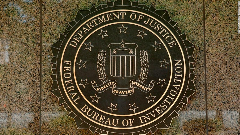 ＦＢＩは、来月の米中間選挙を前に中ロの政府系組織が情報工作しているとの警告を発した/YURI GRIPAS/AFP/AFP via Getty Images