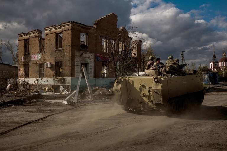 ウクライナ軍のリマン奪還、東部反攻にとって何を意味するのか