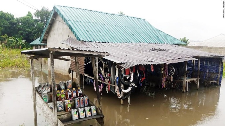 洪水で水に浸かったナイジェリア南部の家屋/NAN/Xinhua/Newscom/File