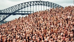 米写真家、シドニーでの集団ヌード撮影に参加者募集
