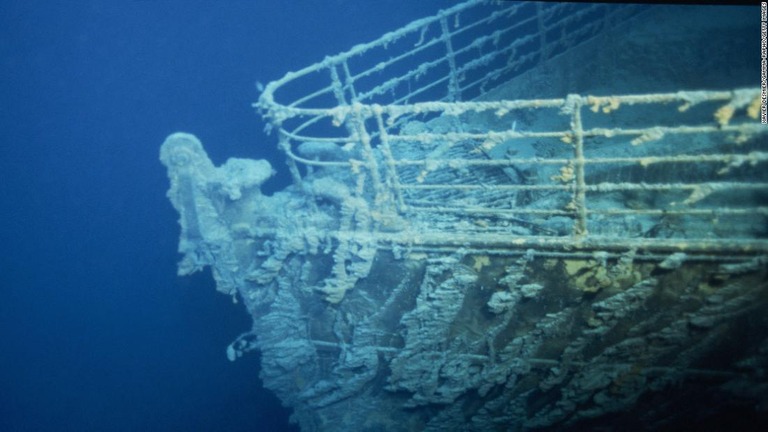 タイタニックの残骸付近の潜水調査で検知されたソナー反応の謎が明らかになった/Xavier Desmier/Gamma-Rapho/Getty Images