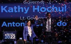 米ニューヨーク州知事選、民主党ホークル知事が当選確実