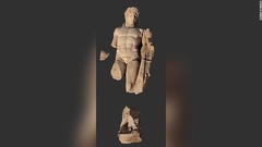 約２０００年前のヘラクレス像発見　ギリシャ