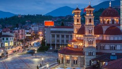 隣国のイタリアやギリシャほどの知名度はないが、アルバニアには歴史と文化が満ち溢れている