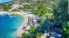 息を吞むような美しいビーチで知られるギリシャ北部のハルキディキ