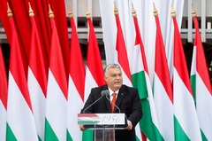 ウクライナ、ハンガリー首相に謝罪要求　西部地域の自国領扱いで