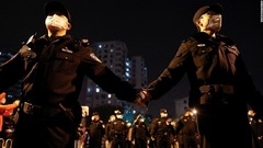 中国当局、治安要員を大規模配備　反「ゼロコロナ」デモ抑え込みへ