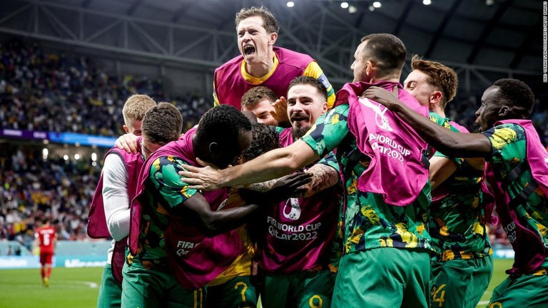 オーストラリアがデンマークに競り勝ち決勝トーナメント進出を決めた/Eric Verhoeven/Soccrates/Getty Images