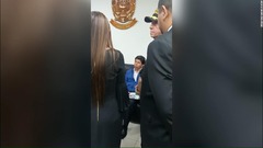ペルー議会、大統領を弾劾　警察が身柄拘束