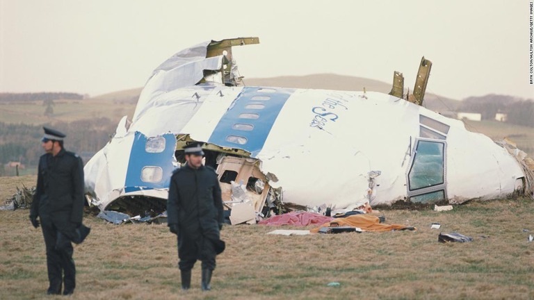 パンナム航空１０３便は１９８８年１２月にロンドンからニューヨークへ向かう途中、スコットランドのロッカビー上空で爆破された/Bryn Colton/Hulton Archive/Getty Images