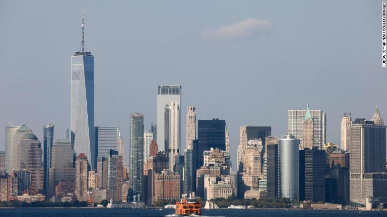 調査以来初めて首位となった1位の米ニューヨーク/Ludovic Marin/AFP/Getty Images
