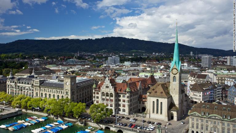 ６位はスイスで最も人口の多い都市であるチューリヒ/Gianluca Colla/Bloomberg/Getty Images