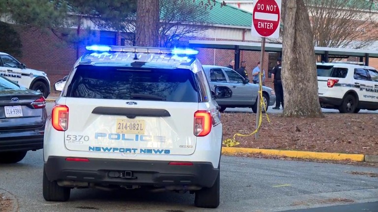 米バージニア州の小学校で６歳の男子児童が教師に発砲し、拘束された/WTVR