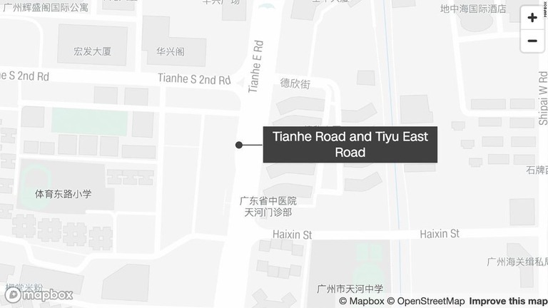 中国南部の広州市で交差点の歩行者に車が突っ込み、少なくとも５人が死亡した/mapbox