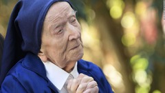 世界最高齢、フランス人修道女のシスター・アンドレ死去　１１８歳